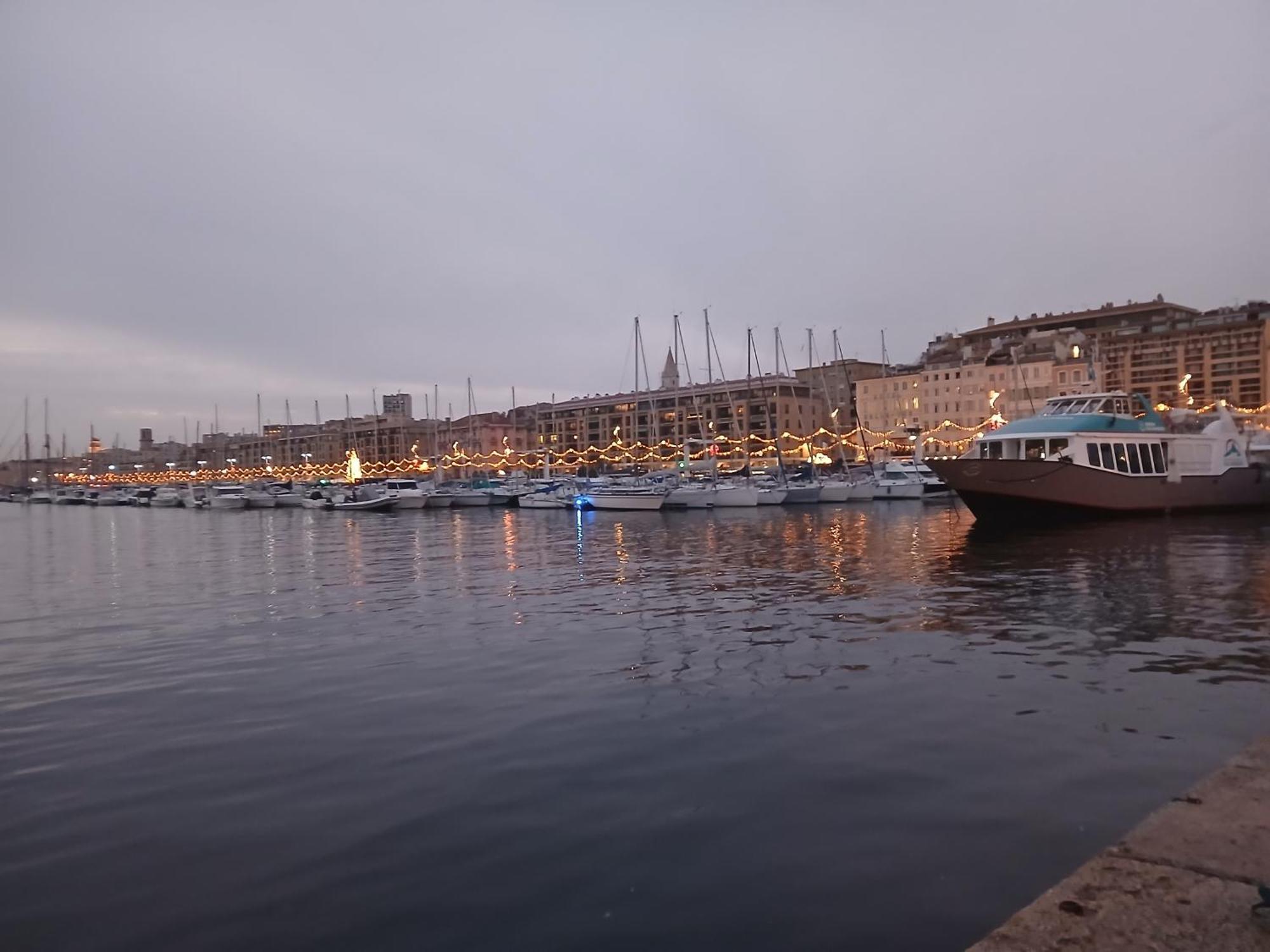 Marseille Loft Americain Centre Ville 7 Personnes المظهر الخارجي الصورة